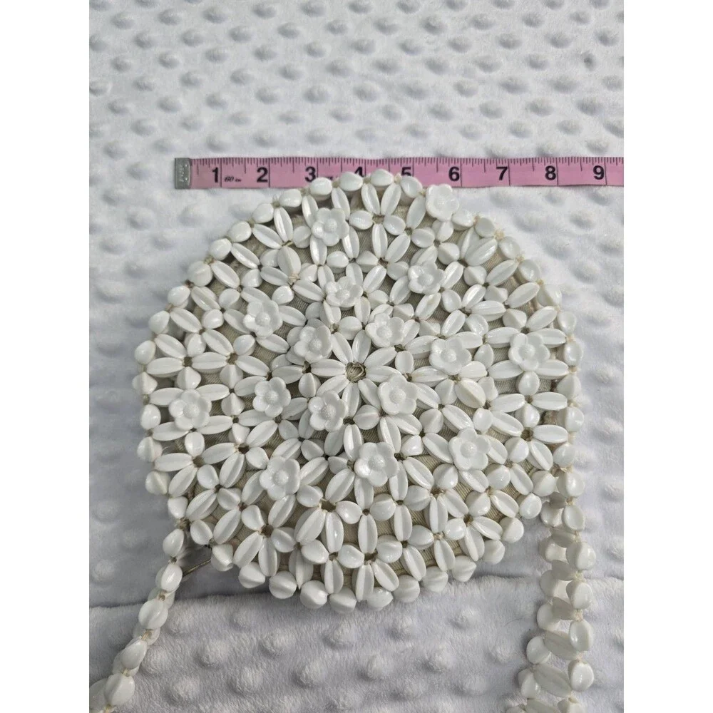 Lady Ellen Vintage White Beaded Purse Handbag White Flower Beads Round Bag Read
